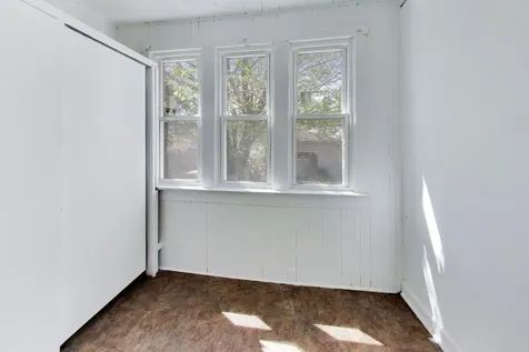 5415 West Parker Avenue Chicago IL 60639