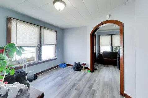 5415 West Parker Avenue Chicago IL 60639