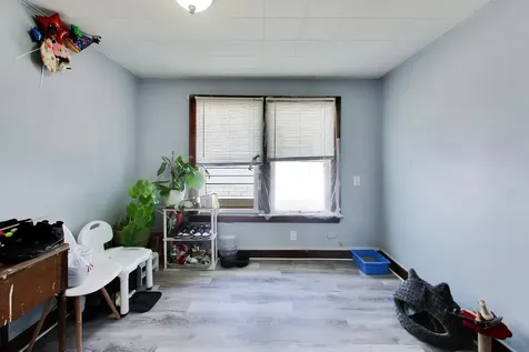 5415 West Parker Avenue Chicago IL 60639