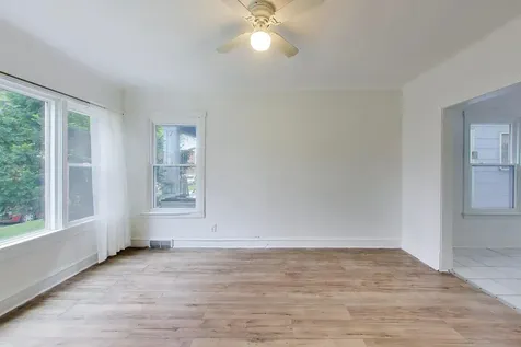 5415 West Parker Avenue Chicago IL 60639