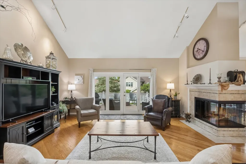 16814 Cardinal Drive Orland Park IL 60467