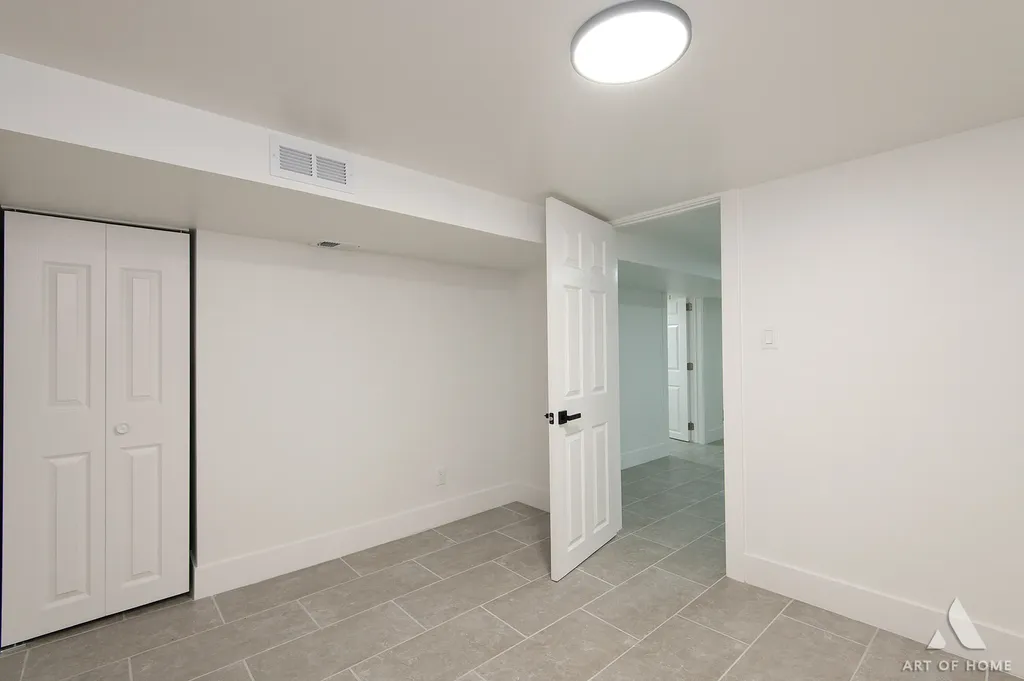 1441 North Kolin Avenue Chicago IL 60651