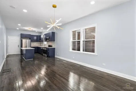 10521 South Edbrooke Avenue Chicago IL 60628