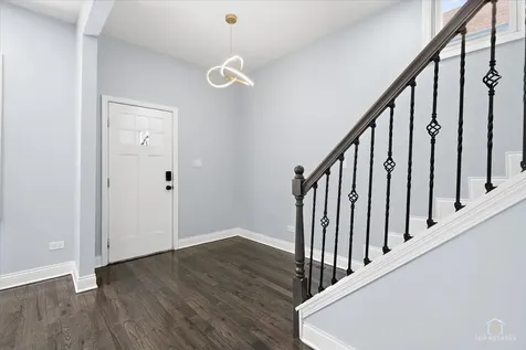 10521 South Edbrooke Avenue Chicago IL 60628