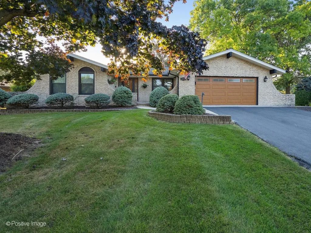10s240 Hampshire Lane W Willowbrook IL 60527