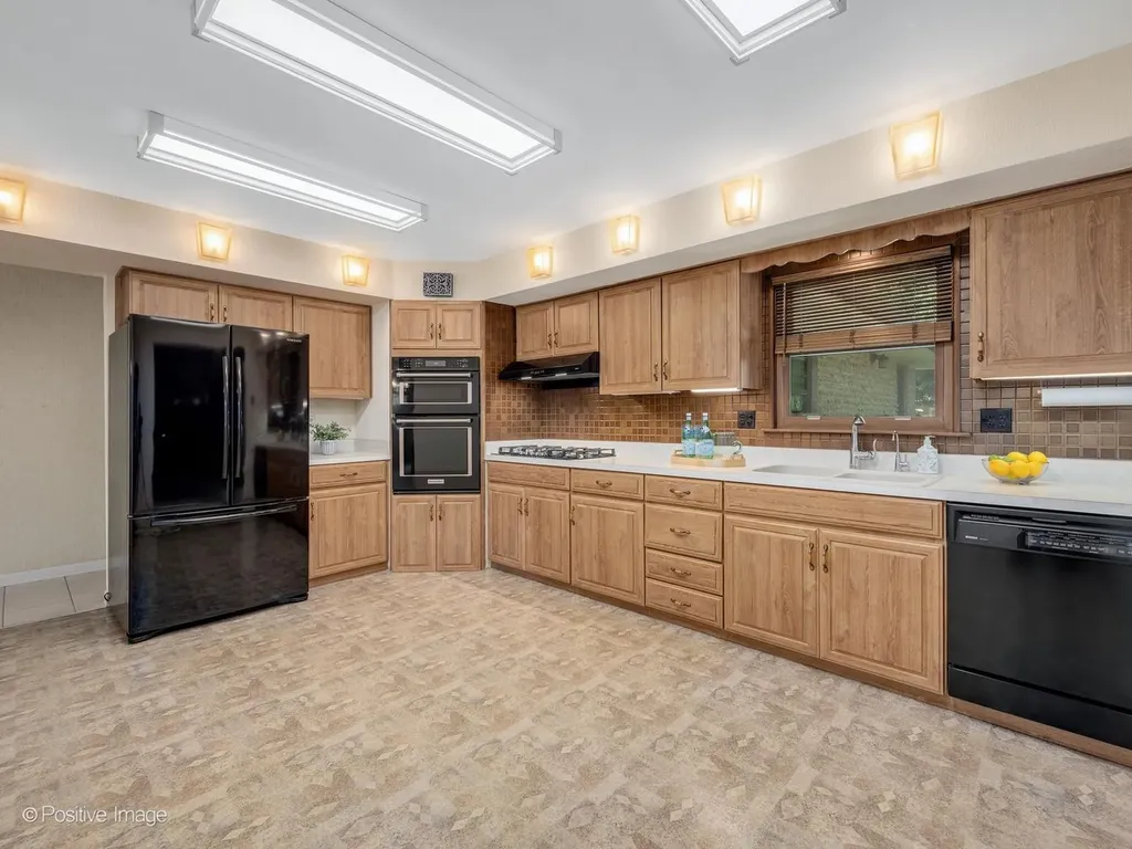 10s240 Hampshire Lane W Willowbrook IL 60527
