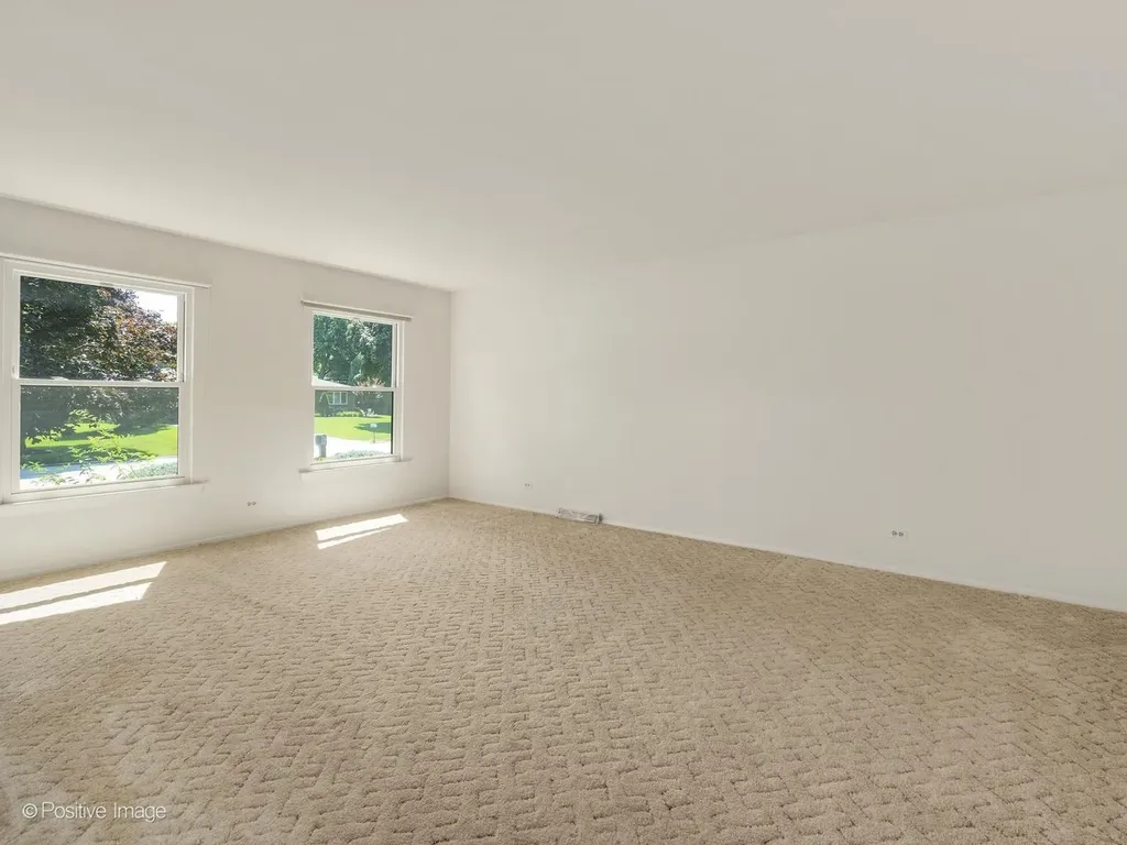 10s240 Hampshire Lane W Willowbrook IL 60527
