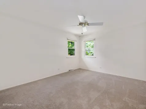 10s240 Hampshire Lane W Willowbrook IL 60527
