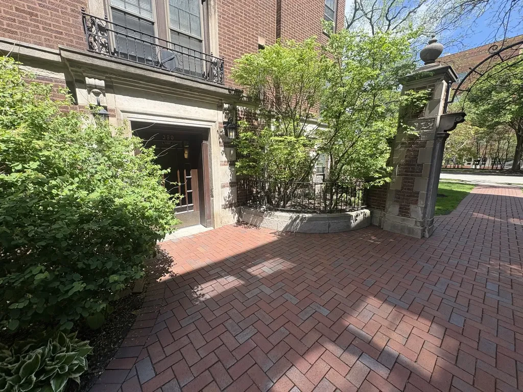 380 Ridge Avenue Evanston IL 60202