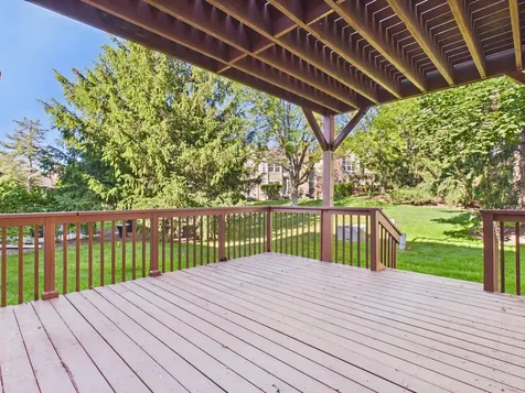 284 Lorraine Circle Bloomingdale IL 60108