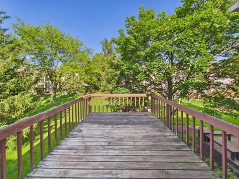 284 Lorraine Circle Bloomingdale IL 60108