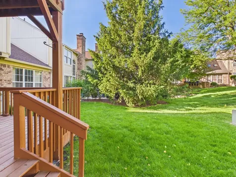 284 Lorraine Circle Bloomingdale IL 60108