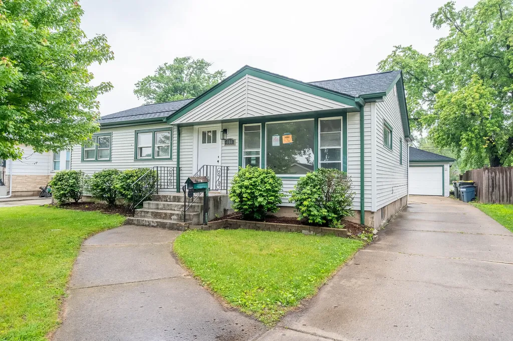 308 Queens Lane Thornton IL 60476