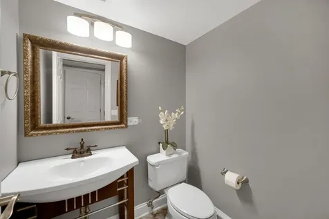 2699 Lisa Court Northbrook IL 60062