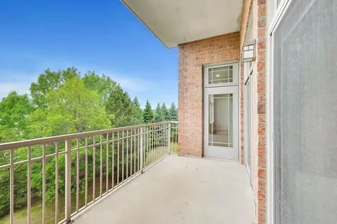 45 Prairie Park Drive Wheeling IL 60090