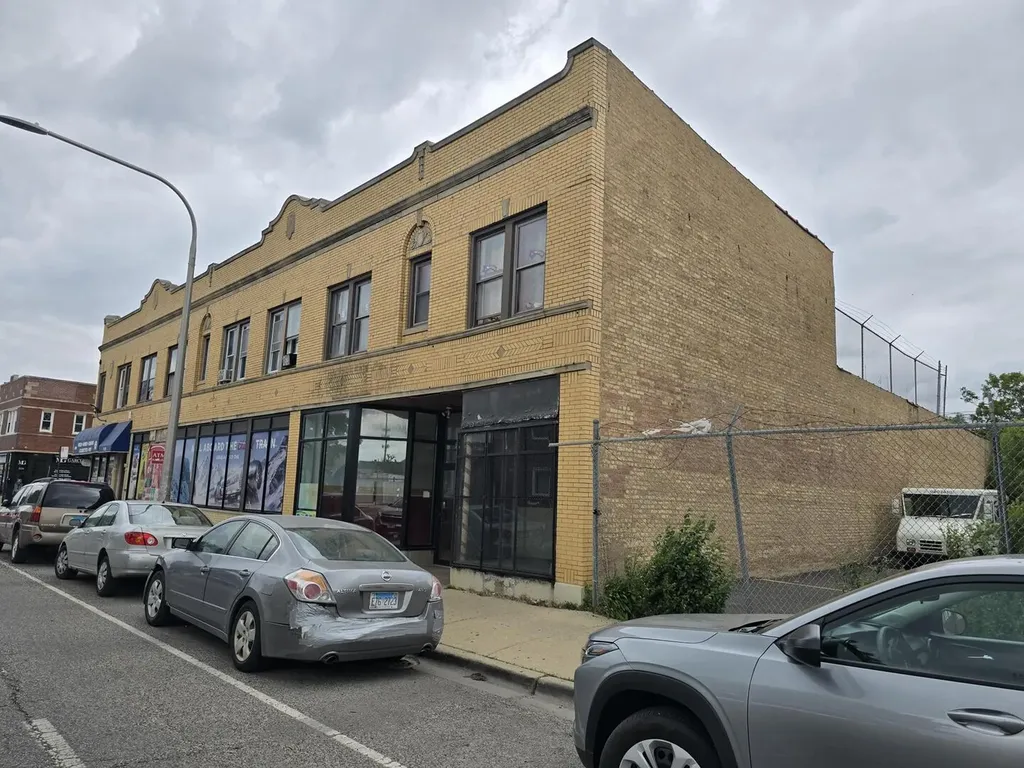 5120 West Grand Avenue Chicago IL 60639