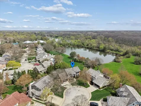 842 Furlong Drive Libertyville IL 60048