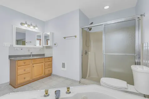 1609 Percy Lane Itasca IL 60143