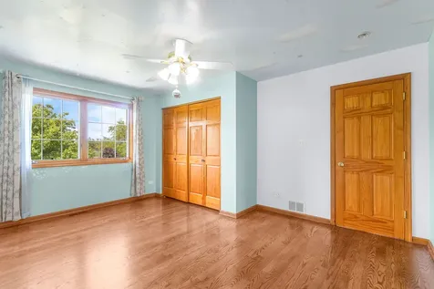 1609 Percy Lane Itasca IL 60143