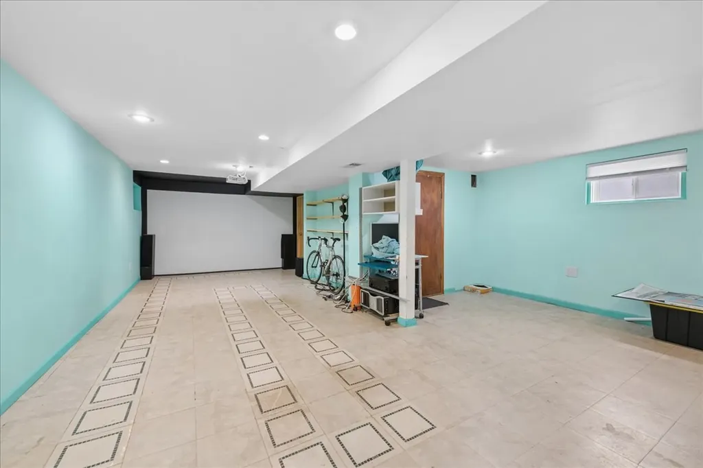 3430 West Drummond Place Chicago IL 60647