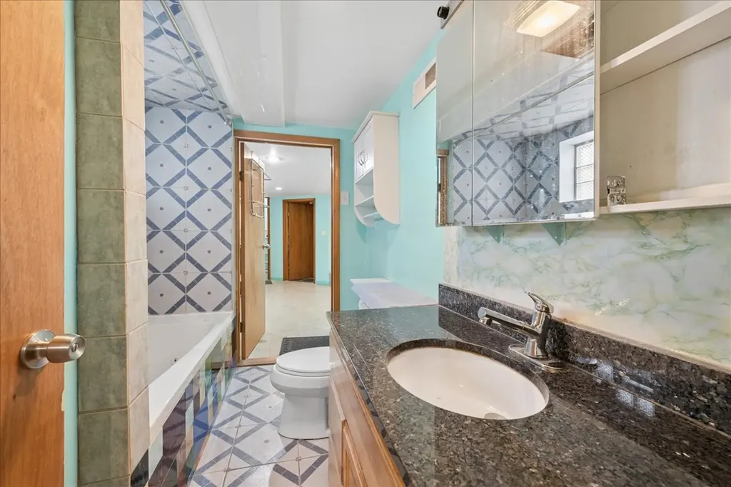 3430 West Drummond Place Chicago IL 60647