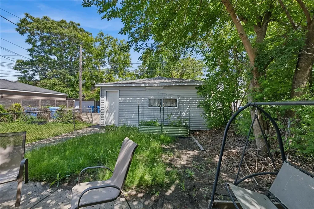 3430 West Drummond Place Chicago IL 60647