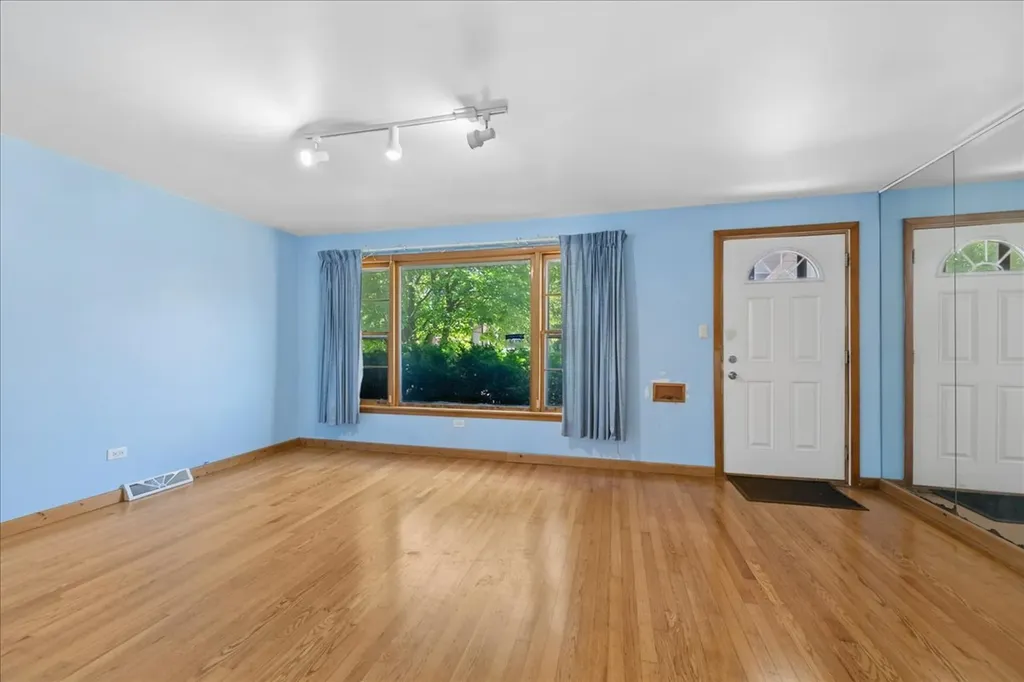 3430 West Drummond Place Chicago IL 60647
