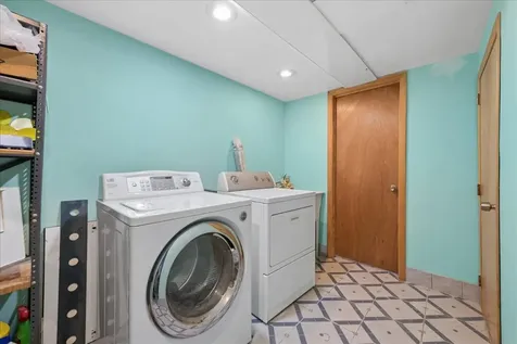 3430 West Drummond Place Chicago IL 60647