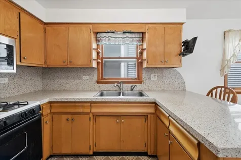 3430 West Drummond Place Chicago IL 60647