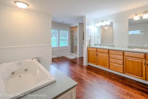 39W944 Deer Run Drive St. Charles IL 60175
