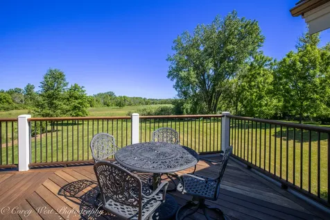 39W944 Deer Run Drive St. Charles IL 60175