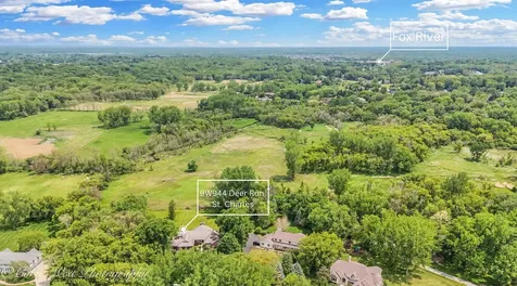39W944 Deer Run Drive St. Charles IL 60175