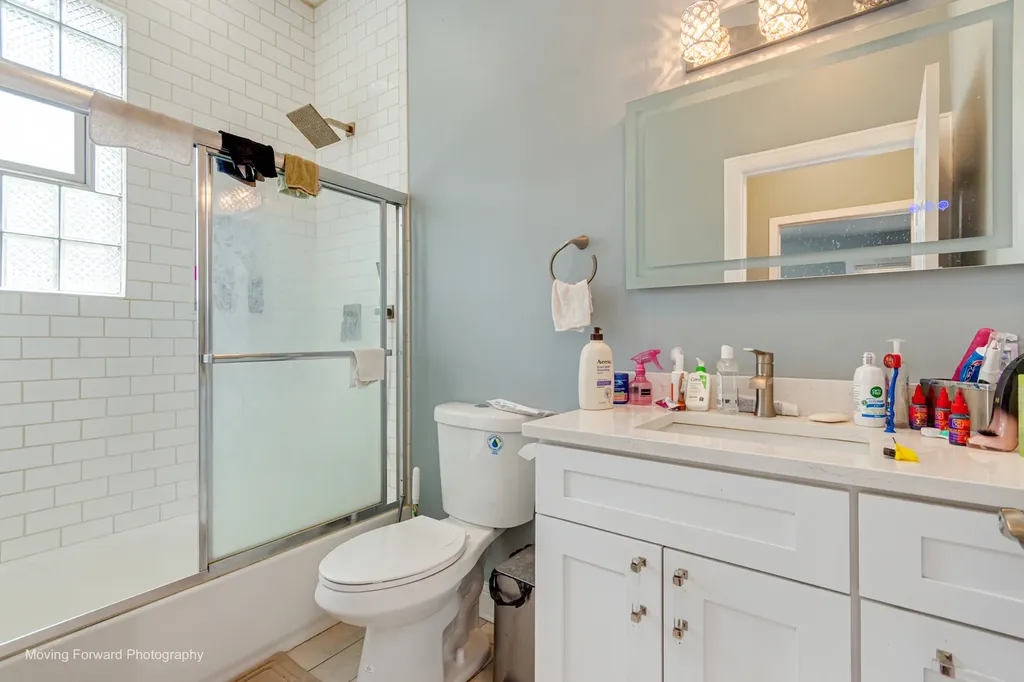 1016 West 57th Street Chicago IL 60621