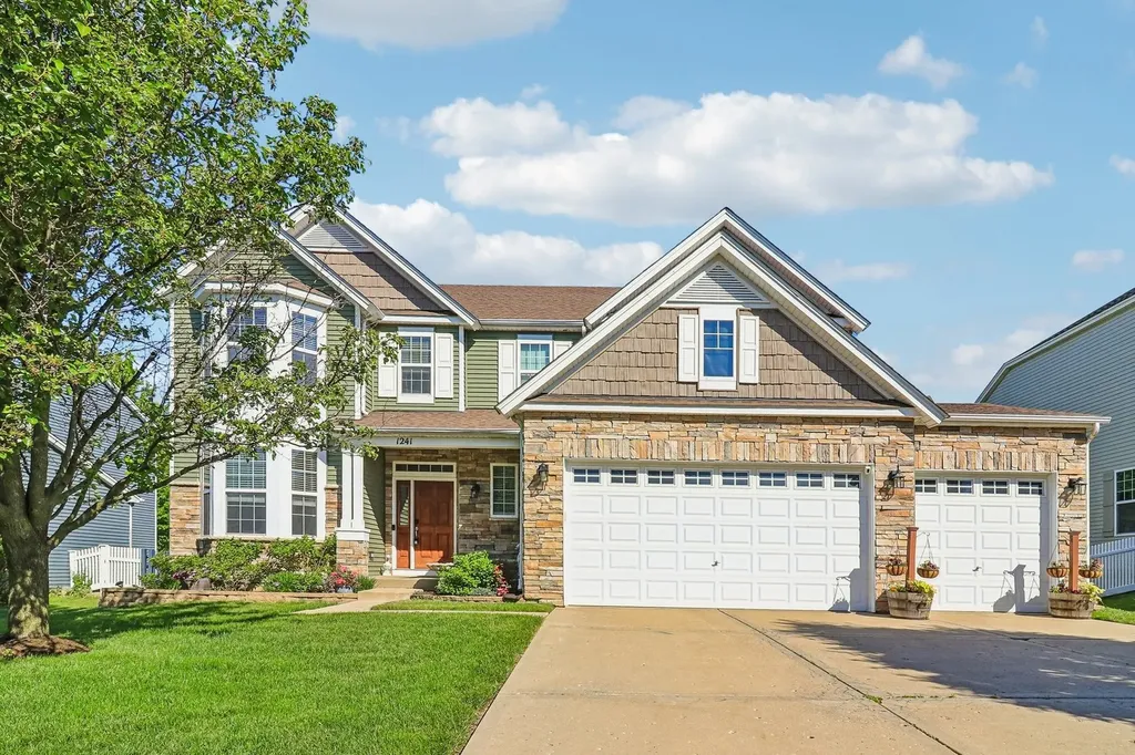 1241 Bradford Lane Antioch IL 60002