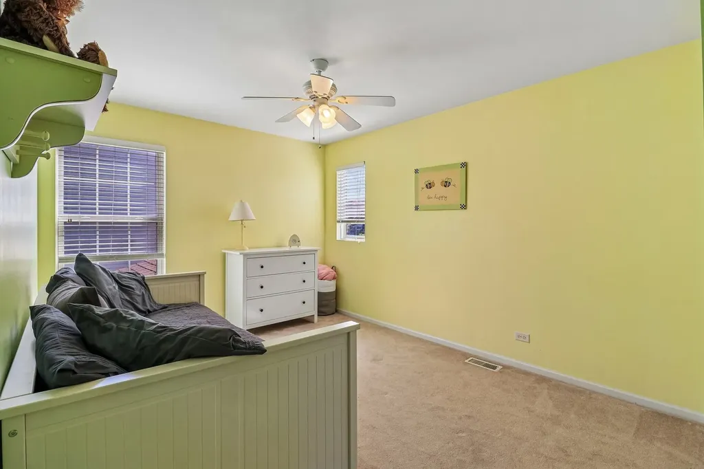 1241 Bradford Lane Antioch IL 60002
