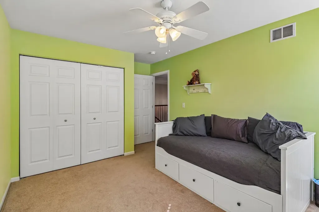 1241 Bradford Lane Antioch IL 60002