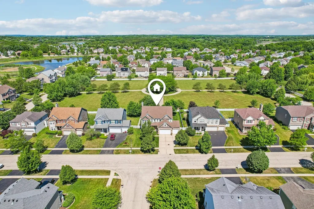 1241 Bradford Lane Antioch IL 60002