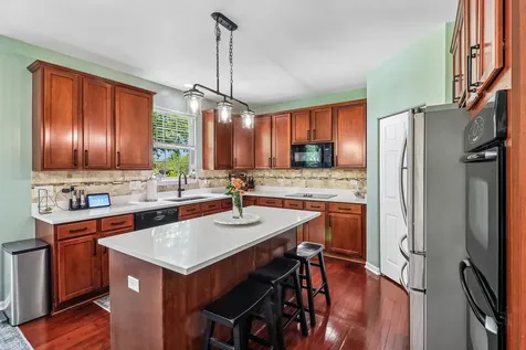 1241 Bradford Lane Antioch IL 60002