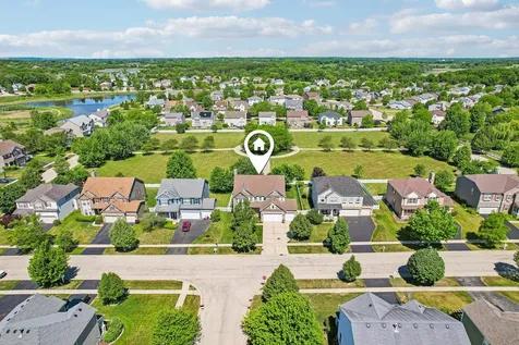 1241 Bradford Lane Antioch IL 60002