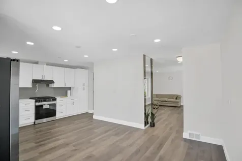 615 Cordial Drive Des Plaines IL 60018