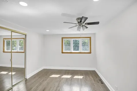 615 Cordial Drive Des Plaines IL 60018