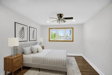 615 Cordial Drive Des Plaines IL 60018