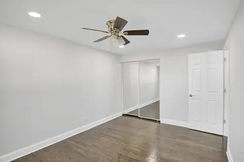 615 Cordial Drive Des Plaines IL 60018