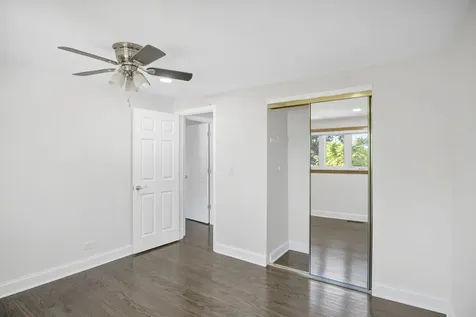 615 Cordial Drive Des Plaines IL 60018
