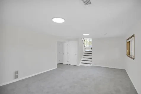 615 Cordial Drive Des Plaines IL 60018