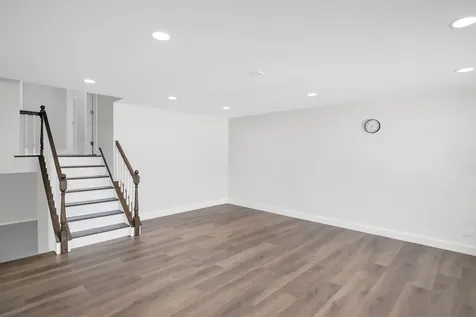 615 Cordial Drive Des Plaines IL 60018