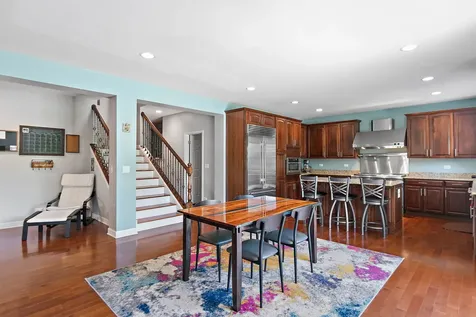 14 Kenilworth Court Cary IL 60013