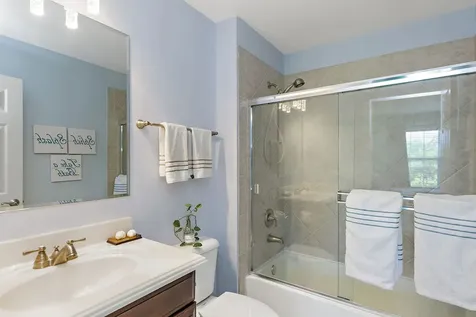 14 Kenilworth Court Cary IL 60013