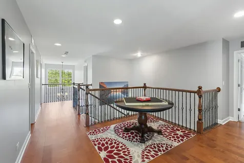 14 Kenilworth Court Cary IL 60013
