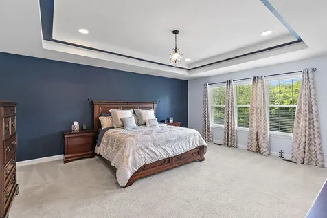 14 Kenilworth Court Cary IL 60013
